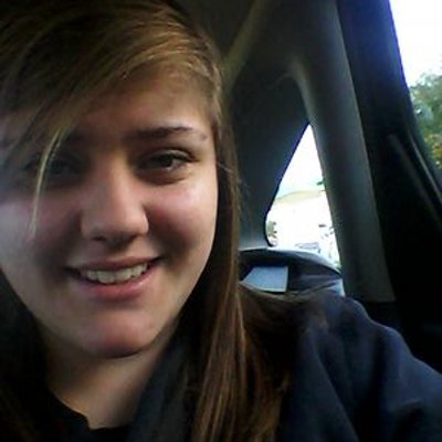 Profile Picture of Annabelle Reid (@annabellereid98) on Twitter
