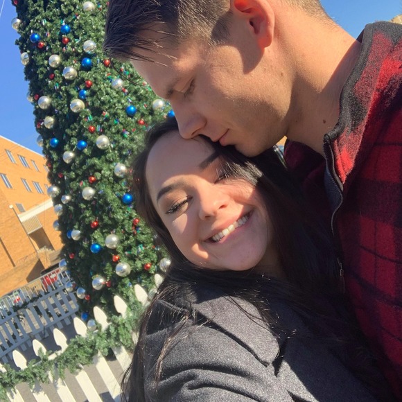 Profile Picture of Angelina Root (@army101) on Poshmark