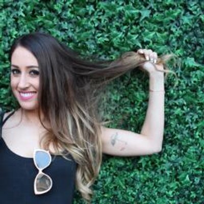 Profile Picture of Catherine Chambers (@CandidCaffy) on Twitter