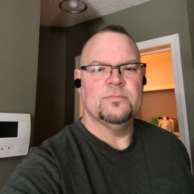 Profile Picture of Rob Taylor (@HossRt70) on Twitter