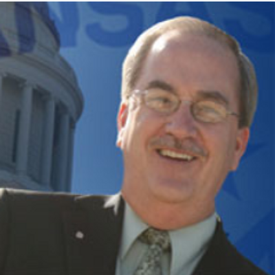 Profile Picture of Kim Hammer (@kimdhammer) on Twitter