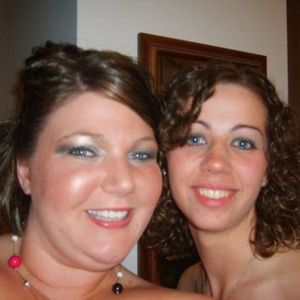 Profile Picture of Melanie Piper (@m3ll0wy3ll0w) on Myspace