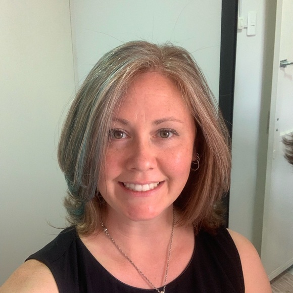 Profile Picture of Shelly Hines (@profehines) on Poshmark