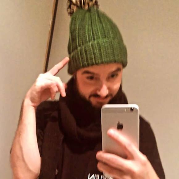 Profile Picture of Jared Weis (@mds71196) on Poshmark