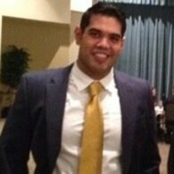 Profile Picture of Paul Basilio (@paulbasilio03) on Poshmark