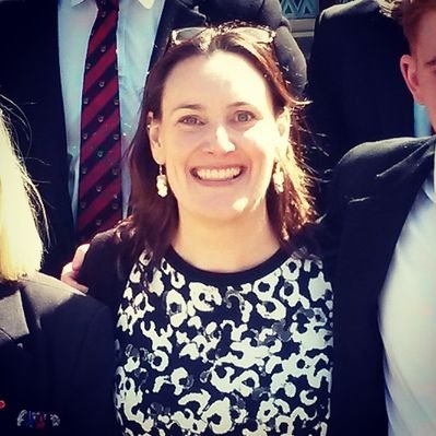 Profile Picture of Jillian Holmes (@holmesarella) on Twitter
