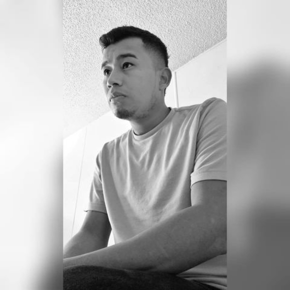 Profile Picture of Isaac Ng (@isaac_ng) on Poshmark