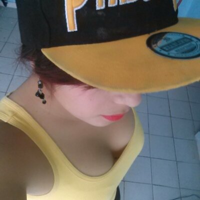 Profile Picture of Janet Zamarripa (@claudiajaanet) on Twitter