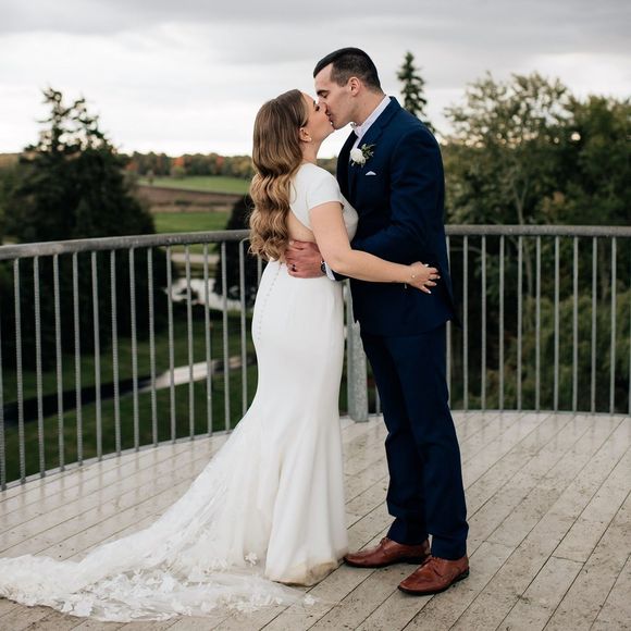 Profile Picture of Natalie Gondosch (@nataliegondosch) on Poshmark