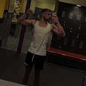 Profile Picture of Logan Stubbs (@loganbstubbs) on Youtube