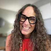 Profile Picture of Lisa Sugarman   (@thelisasugarman) on Youtube