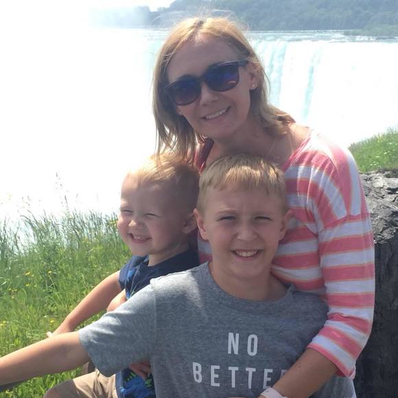 Profile Picture of Danielle Yonker (@dmardos44) on Poshmark