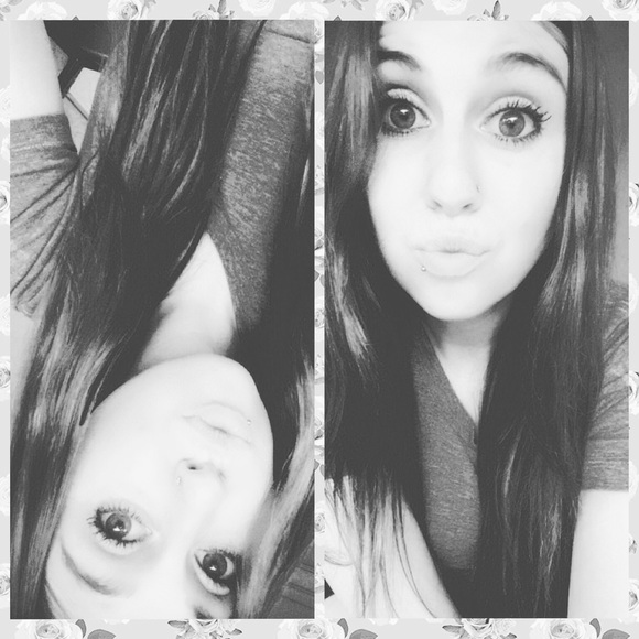 Maranda Hillebrandt - Poshmark Profile Picture of Maranda Hillebrandt (@marandakayxo) on Poshmark