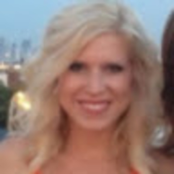 Profile Picture of Andrea Ciardelli (@todd319) on Poshmark