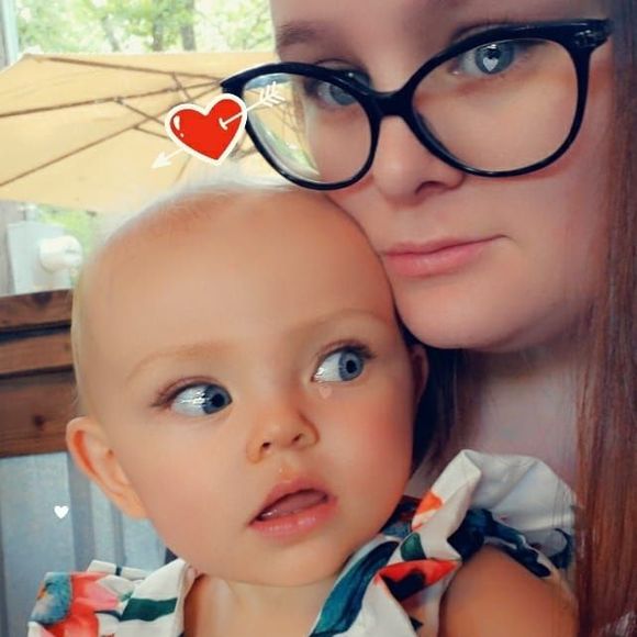 Profile Picture of Skylar Roettger (@overlordqueen) on Poshmark