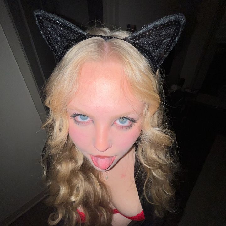 Profile Picture of abbey b🌻🦋 (@abbeyvb2) on Tiktok