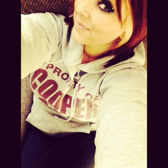 Profile Picture of Erin Hacker (@erinsclosettt) on Poshmark
