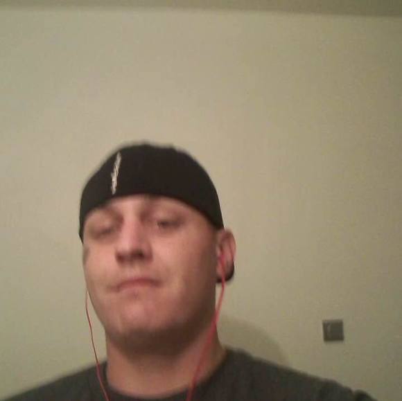 Profile Picture of Patrick Groseta (@bombr1516) on Poshmark