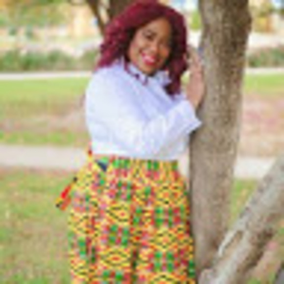 Profile Picture of Paula Bibbs-samuels (@pk3bkkh) on Poshmark