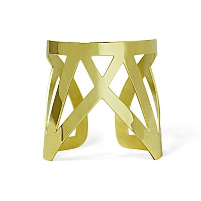 Profile Picture of Lorraine West (@LWestJewelry) on Twitter