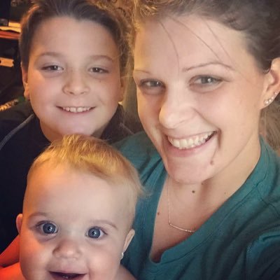 Profile Picture of Amanda Dauzart Curry (@army_angel8404) on Twitter