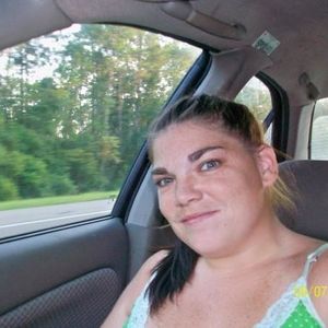 Profile Picture of Erin Gordon (@erinm8629) on Myspace