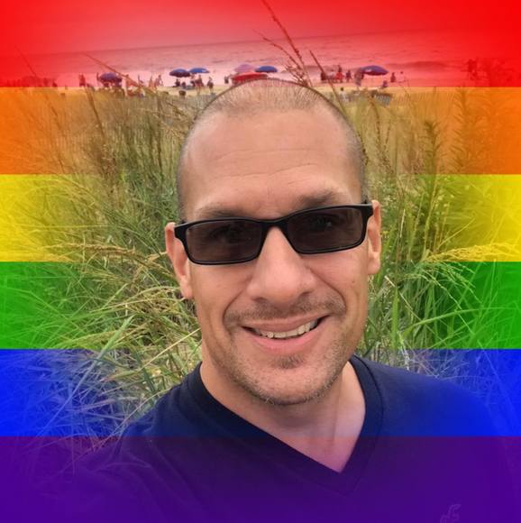 Profile Picture of David e Lamack (@tweeety057) on Poshmark