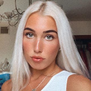 Profile Picture of Emily Keil (@emily.keil.311) on Facebook