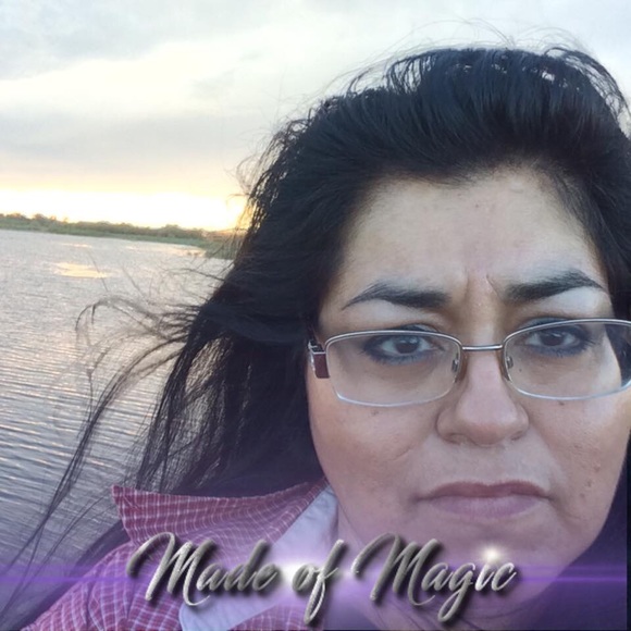 Profile Picture of Sylvia Rocha (@srocha17) on Poshmark