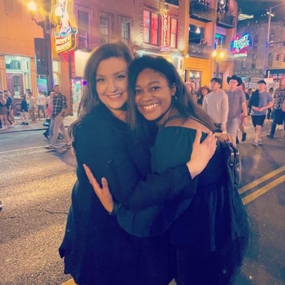 Chelese Patterson - Poshmark Profile Picture of Chelese Patterson (@chelese_p) on Poshmark