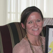 Profile Picture of Eileen Silva (@eileensilva8989) on Youtube