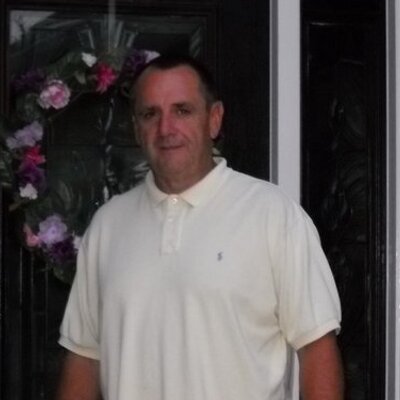 Profile Picture of Robert L. Cooley (@rlcnnc) on Twitter