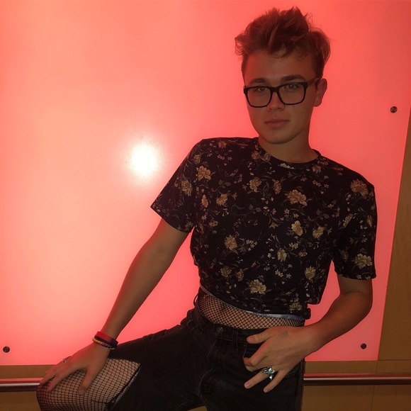 Profile Picture of Jake Snyder (@jake_snyder22) on Poshmark