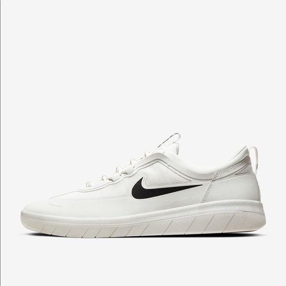 Profile Picture of Jake Swain (@jswain35) on Poshmark