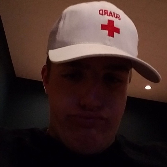 Profile Picture of Ian Kelly (@iank32) on Poshmark