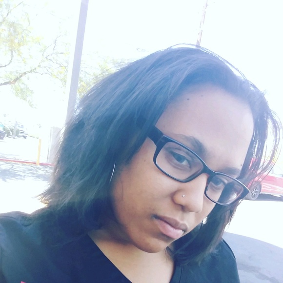 Profile Picture of Marcelia Evans (@marceliabella) on Poshmark