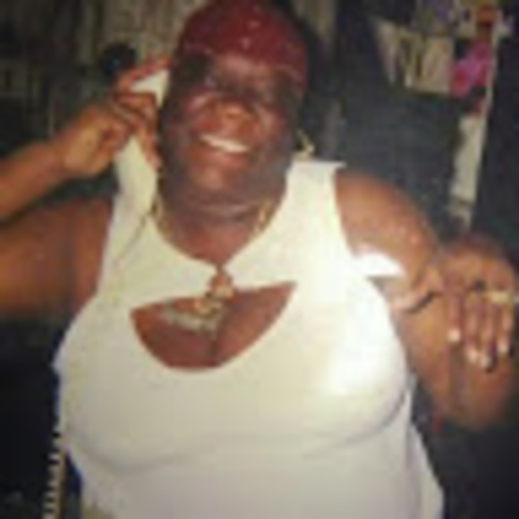 Profile Picture of Gregory Curry (@gregorycurry) on Poshmark