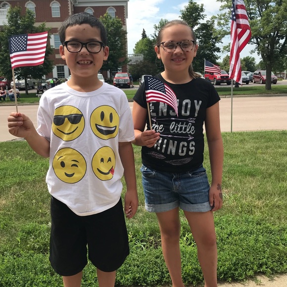 Profile Picture of Dora Bothel (@dorabothel) on Poshmark