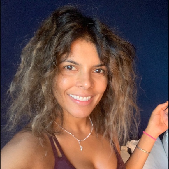 Profile Picture of Dimple Manbodh (@toothfairytrudy) on Poshmark