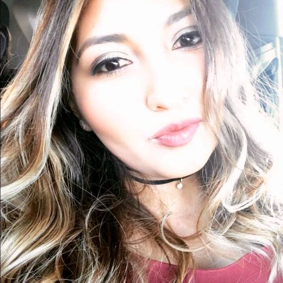 Profile Picture of Diana Gomez vigil (@dianag0107) on Poshmark