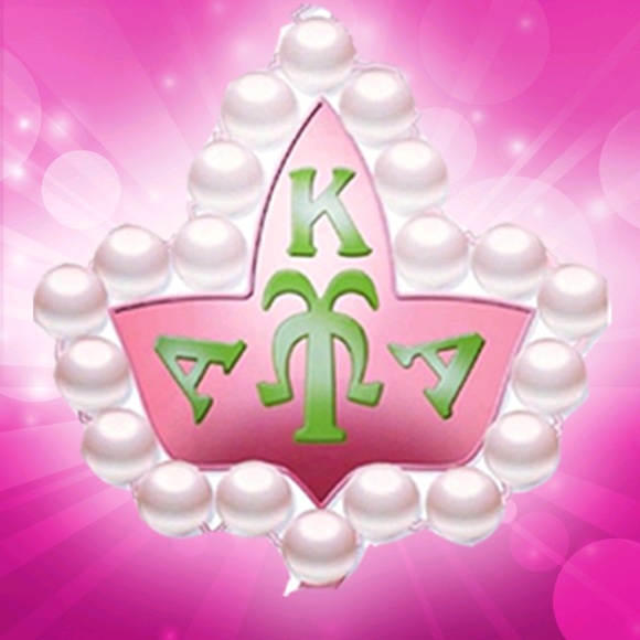 Profile Picture of Mindy Robertson (@min1908) on Poshmark