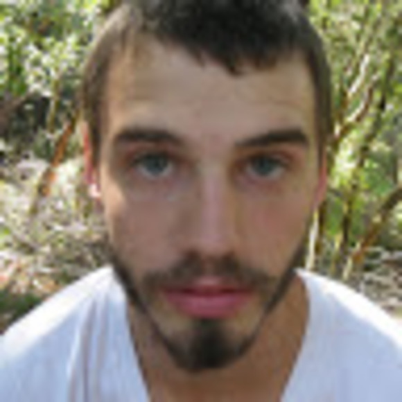 Profile Picture of Peter Broberg (@peterlbroberg) on Poshmark