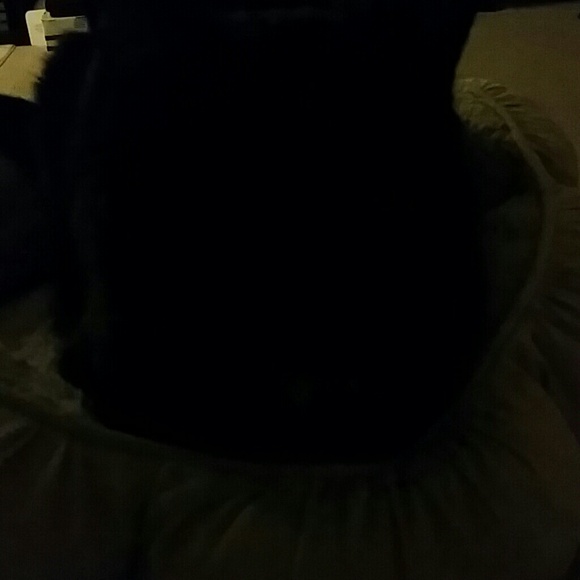 Profile Picture of Julie Tofte (@jewelz7) on Poshmark