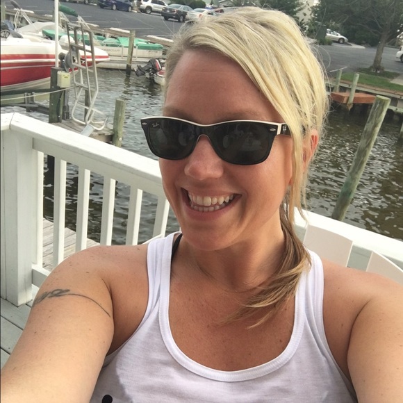 Profile Picture of Cheryl Bryant (@cheerychica1) on Poshmark
