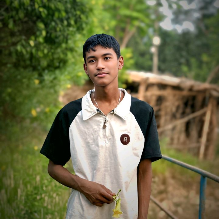 Profile Picture of 💐Lupin_chy(^_^)🥀 (@its_me_lupin123) on Tiktok