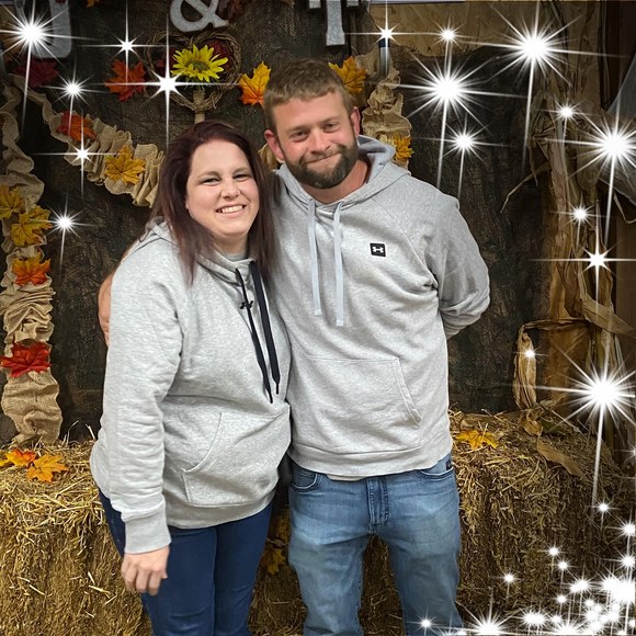 Profile Picture of Tara Wiendl (@tcutie526) on Poshmark