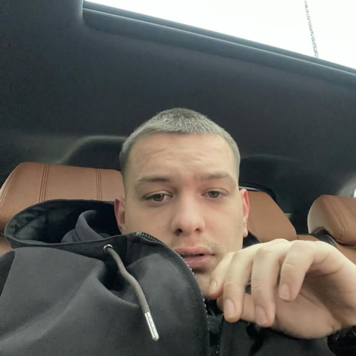 Profile Picture of Leonard (@leonkammm) on Tiktok