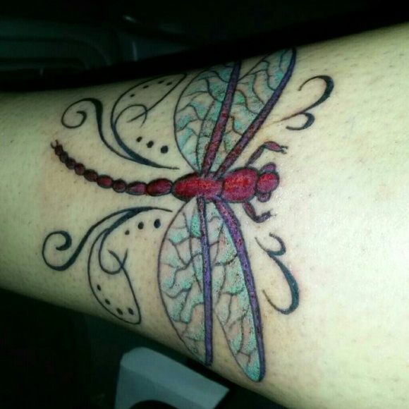 Profile Picture of Melissa Stilwell (@melissaluvsfrog) on Poshmark