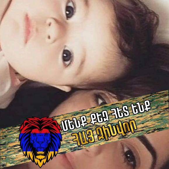 Profile Picture of Lian Stoyanova (@lianstoyanova) on Poshmark