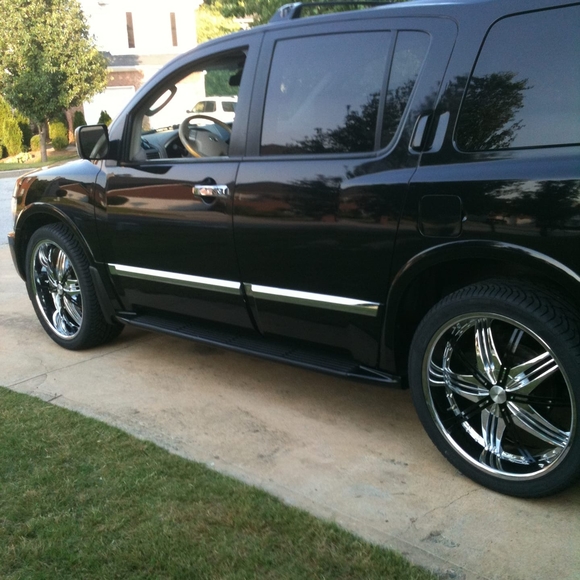 Profile Picture of Michael Maxwell (@michaelmaxwe808) on Poshmark